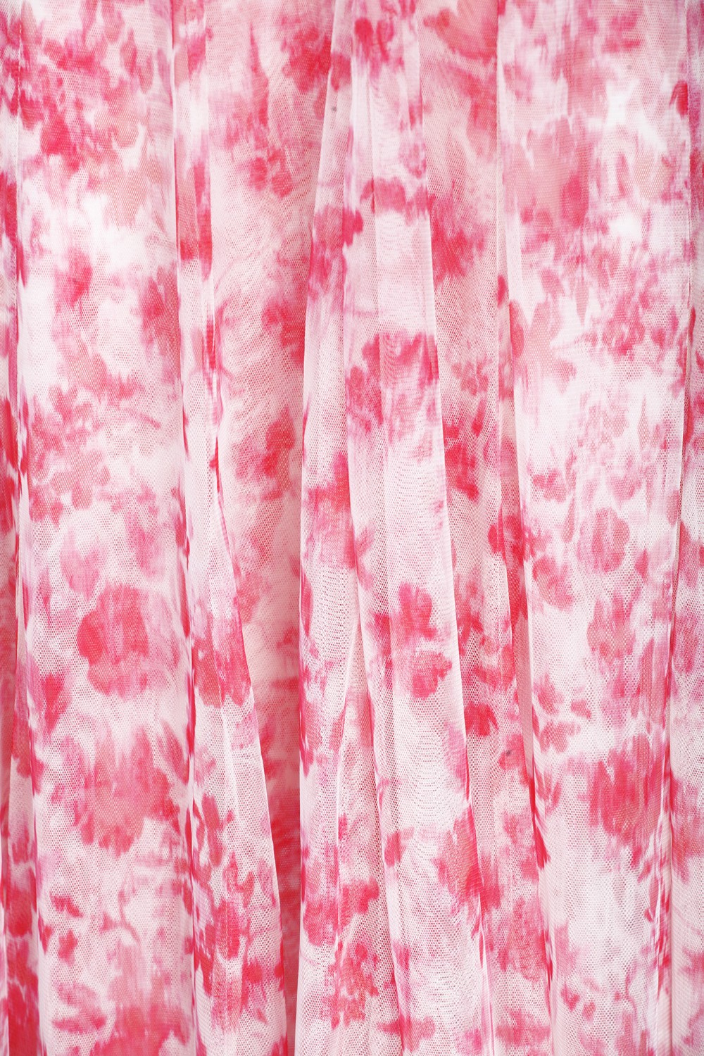 shop PHILOSOPHY Saldi Abito: Philosophy abito in tulle con stampa fiori.
Stampa all over.
Fantasia floreale.
Senza maniche.
Scollo a V.
Spalline sottili.
Chiusura laterale con zip.
Fodera in tulle.
Composizione: 100% poliestere.
Fabbricato in India.. 0411 0750-A1006AVORIO number 2240339